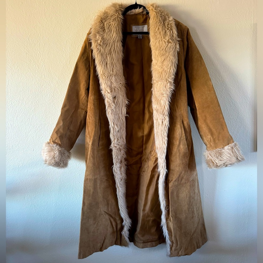 SOLD!!!!! WILSONS LEATHER vintage penny lane faux fur peacoat